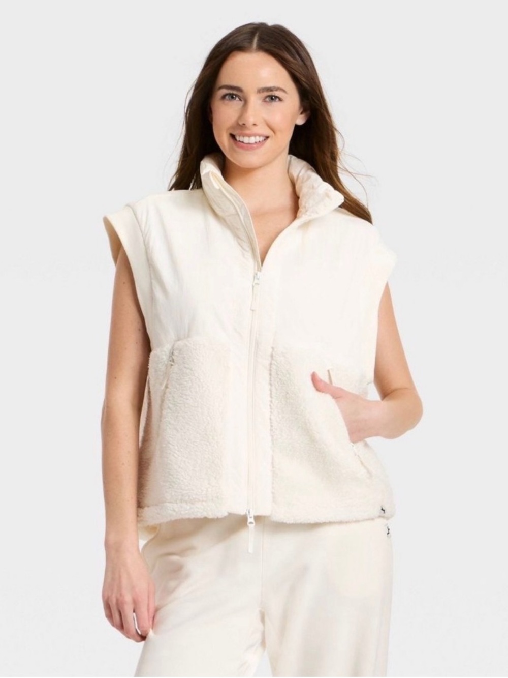 JoyLab Women’s High Pile Boxy Fit Vest - Cream / Off-White Size Extra Small NWT